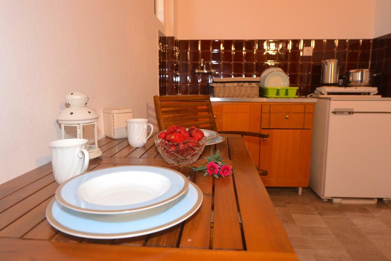 Alexandra Apartments Melikia Экстерьер фото