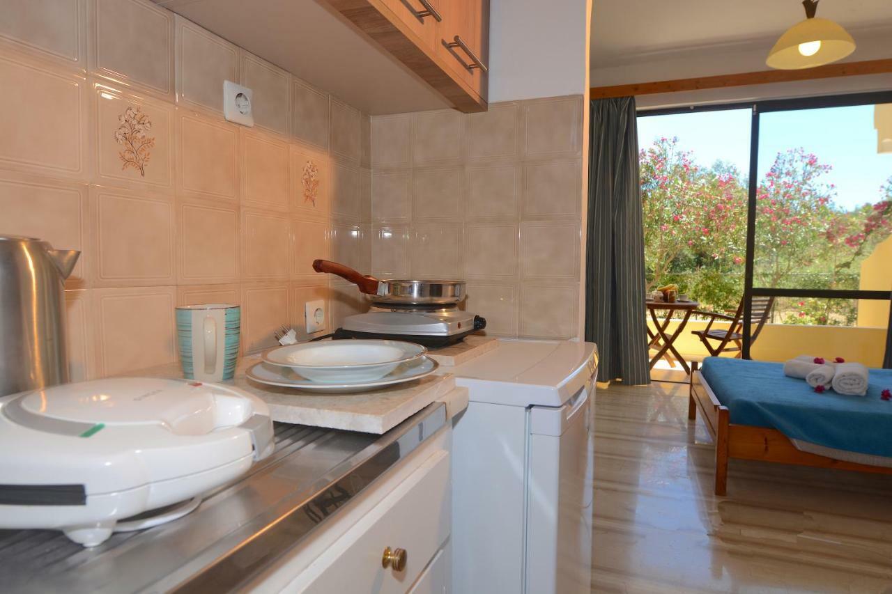 Alexandra Apartments Melikia Экстерьер фото